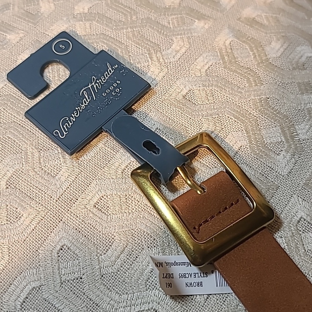 a . new day Faux leather belt - Picture 7 of 8
